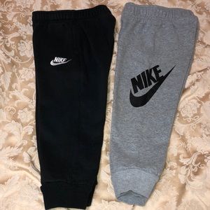 Nike joggers size 4T (2 pairs)